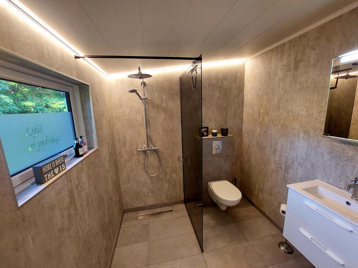 Apartment In The Center ฮูซาวิก ภายนอก รูปภาพ